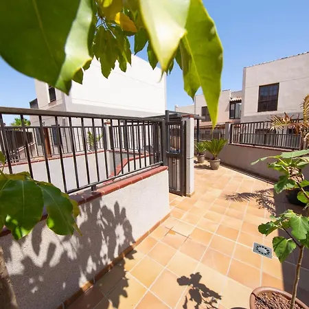 度假居 Medano4you The Wing Palace Tenerife *